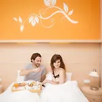 Venus Hotel
