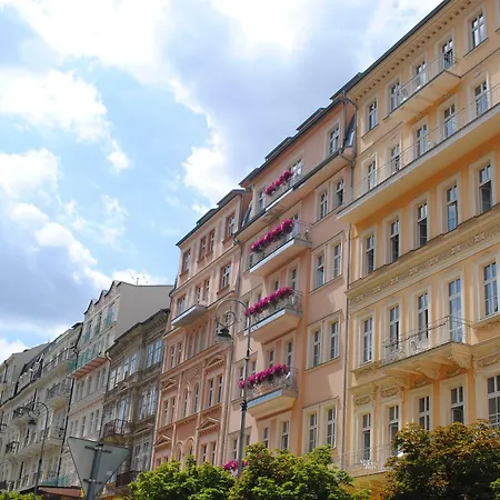 Venus Hotel