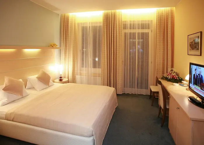 Venus Ξενοδοχείο Κάρλοβι Βάρι